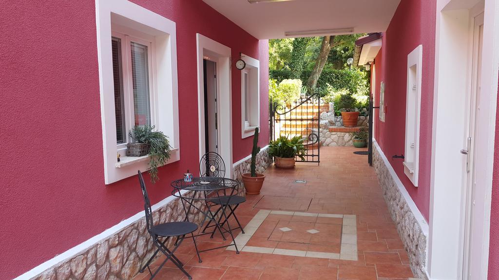 Apartments Villa Dora Kraljevica Exteriér fotografie